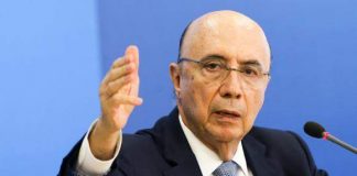 Meirelles: reforma trabalhista e terceirização podem gerar 6 milhões de empregos
