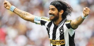 Presidente negocia com Loco Abreu para o ataque do Rio Branco em 2019