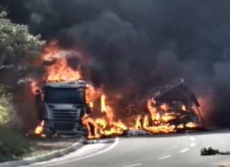 Acidente na BR 101 Sul deixa 11 mortos e pelo menos 10 feridos