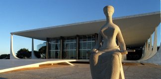 Ministro do STF suspende cobrança de tarifa sobre cheque especial