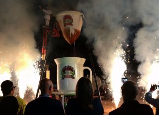Mais de 8 mil litros de café são preparados em coador gigante durante festa em Brejetuba, ES