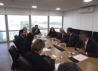 Políticos capixabas se reúnem com ministro do Planejamento para cobrar duplicação da BR-101