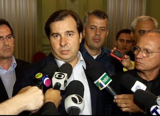 Maia defende reformas e privatizações para superar a crise Política