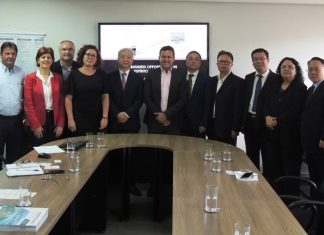 Chineses fazem nova visita ao Estado