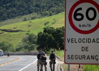 Multas de trânsito poderão ser parceladas no cartão de crédito em 2018 no ES