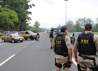 PRF intensifica fiscalização nas rodovias federais do ES no feriado de 12 de outubro