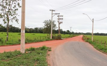Prefeito autoriza projeto de asfaltamento da estrada que liga Linhares a Povoação