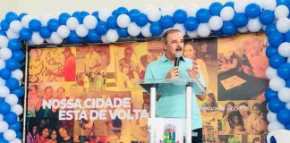 Linhares concede abono para servidores e anuncia reajustes no salário e tíquete alimentação