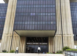 Selic: Copom confirma guidance e eleva taxa de juros para 13,25%