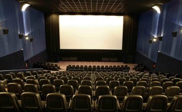 Cinemas voltam a funcionar em Vitória