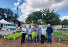 Secretário de Agricultura de Linhares apresenta Programa de Fruticultura durante ExpoAgro realizada em Valadares (MG)