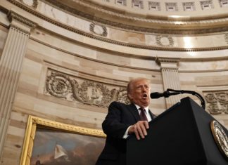 Trump proclama fim do ‘declínio’ dos EUA e o início de uma ‘era de ouro’