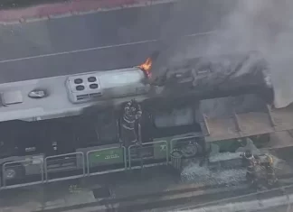 Queda de avião em avenida de São Paulo deixa dois mortos e feridos