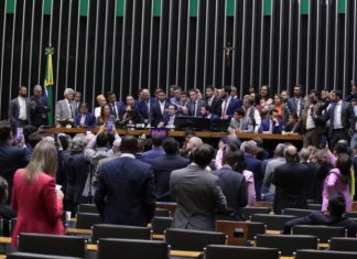 Fim do foro privilegiado é a pauta do ‘pacote da paz’ da oposição com mais chance de prosperar