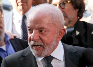 Crise no governo Lula: União Brasil e PP desembarcam, mas futuro de Celso Sabino segue em disputa