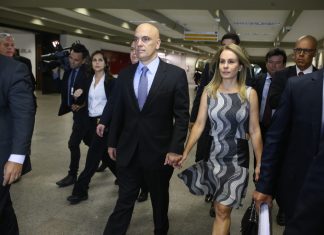 Governo Trump estende sanções financeiras à esposa de Moraes