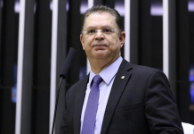 Oposição começa a coletar assinaturas para anistia dos condenados do 8 de Janeiro