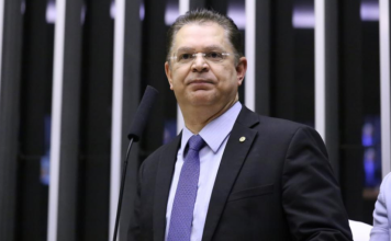 Oposição começa a coletar assinaturas para anistia dos condenados do 8 de Janeiro