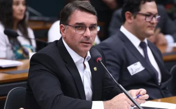 Flávio Bolsonaro visita o ES neste sábado; saiba a programação